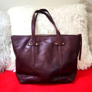 Elegant Fossil Brown Leather Tote Bag